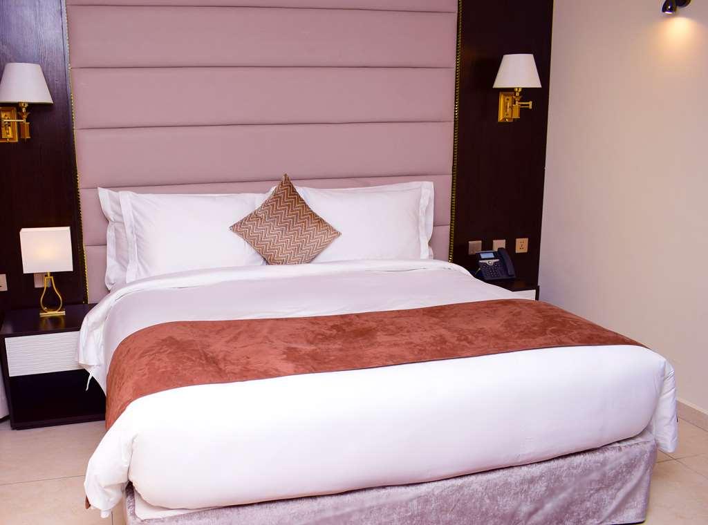 Monty Suites & Golf Uyo Szoba fotó