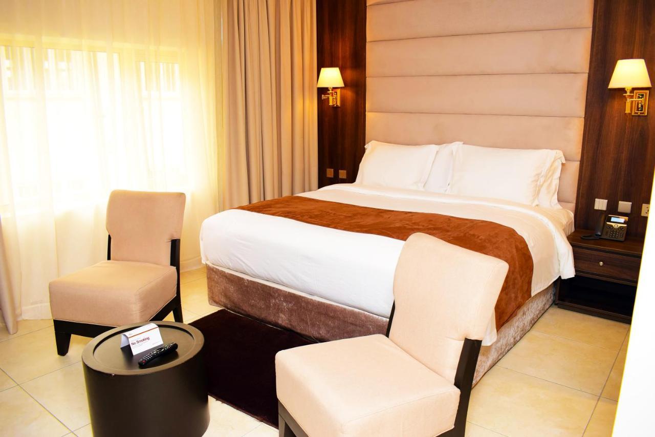 Monty Suites & Golf Uyo Kültér fotó
